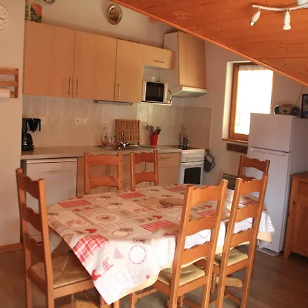 Duplex In Near Portes Du Soleil Gondola *