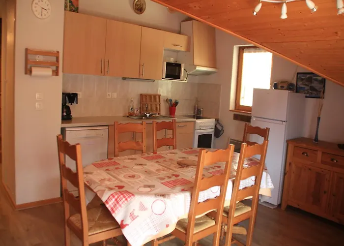 Duplex In Near Portes Du Soleil Gondola *